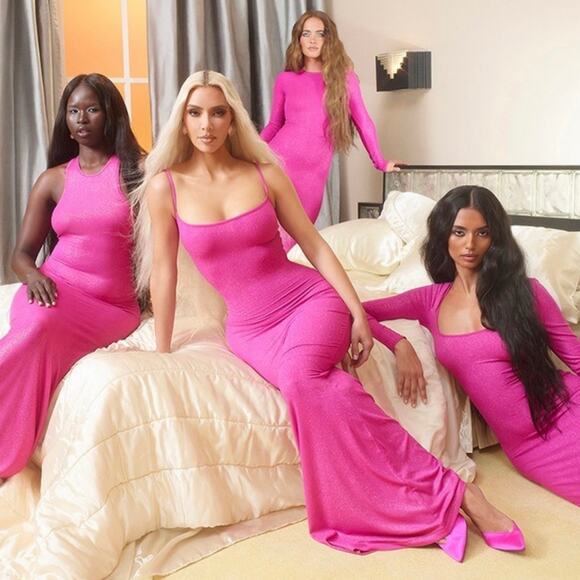 RARE SKIMS SOFT LOUNGE SHIMMER LONG SLIP DRESS IN FUSCHIA SIZE LARGE - Picture 2 of 7